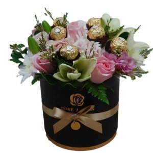flowerbox  whit ferrero